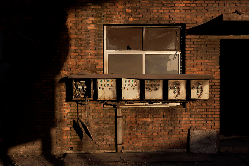 Illustration for article titled Haunting Photos From an Abandoned Steel Mill in China